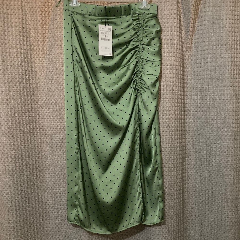 Zara Green polka dot midi skirt.